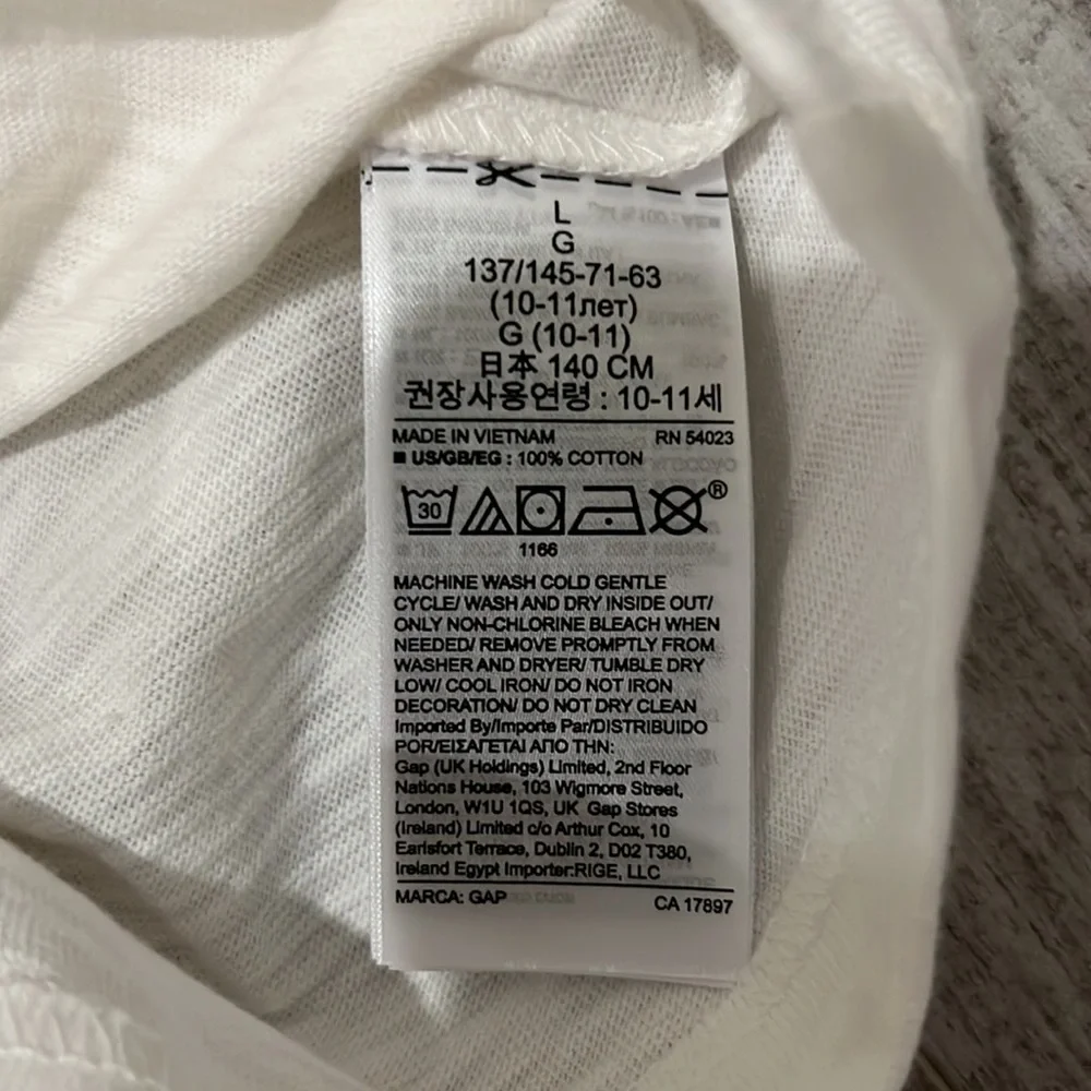 GAP Star Wars BB-8 Long Sleeve